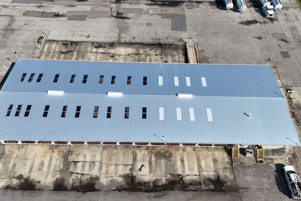 Waring Oil Building commercial roof in Port Allen, LA.