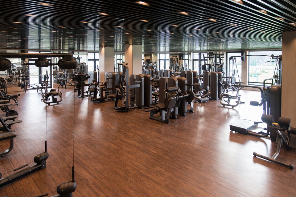Commercial facility cleaning services, health club sanitization, and fitness center janitorial maintenance.