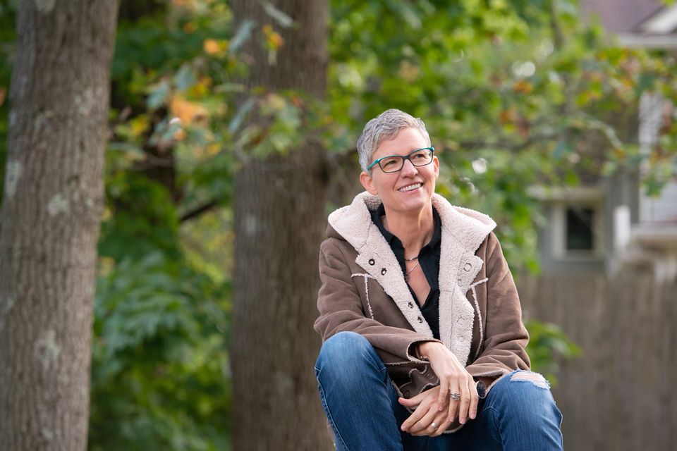 Nov 8 updated catie curtis