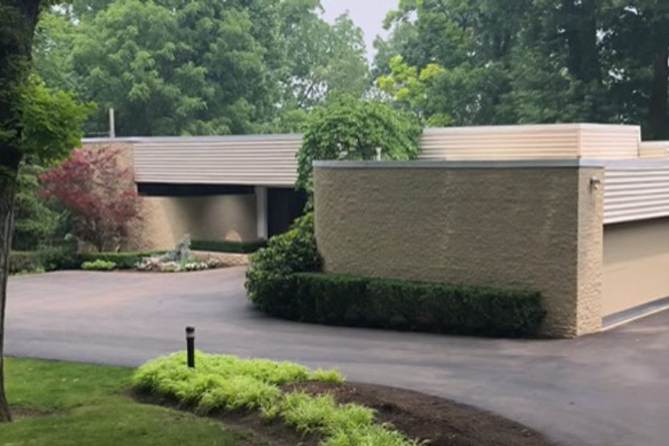Modern residential house 11