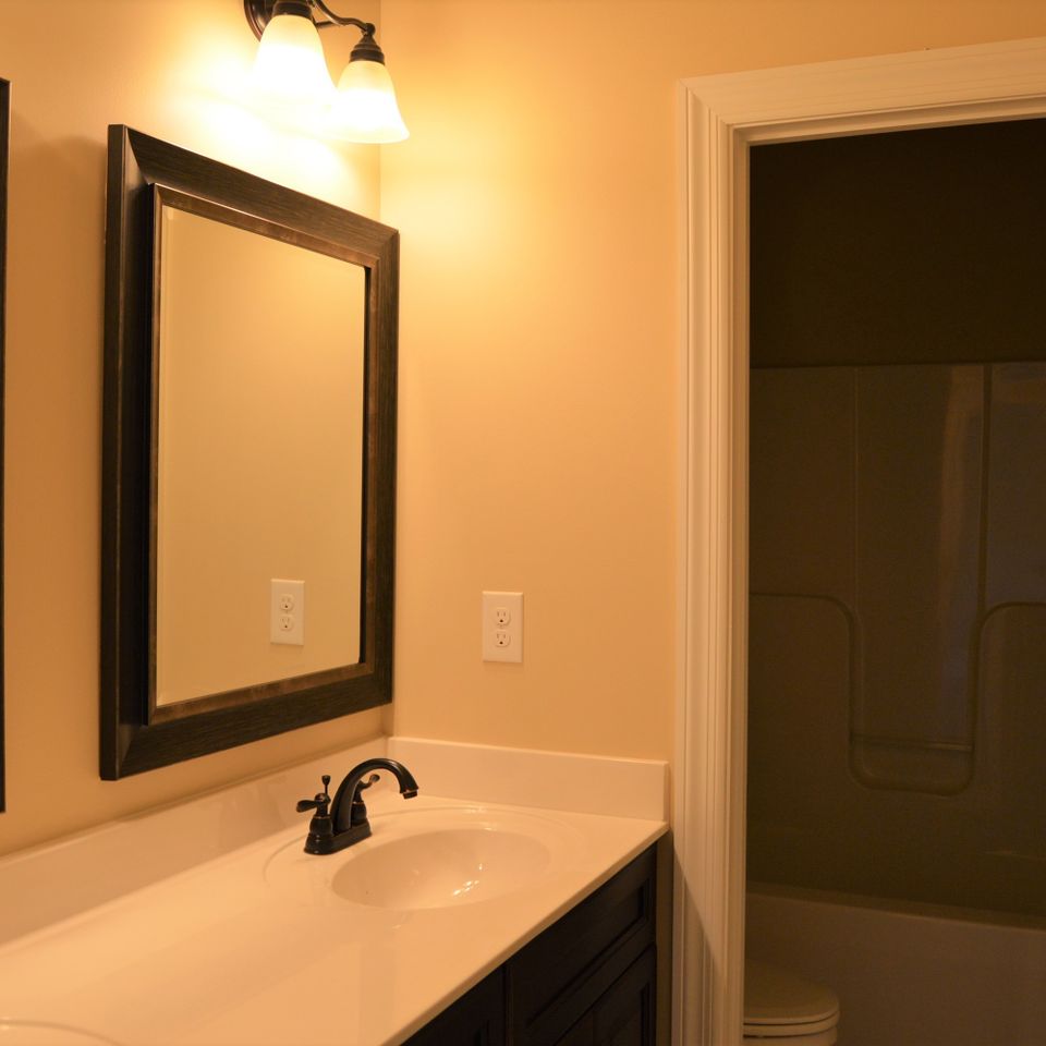2nd bathroom20171010 32284 19nr8ef
