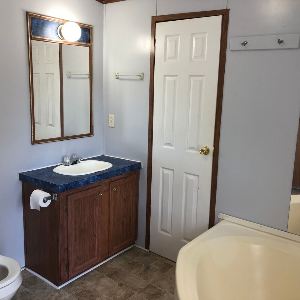 8670 master bath sink a