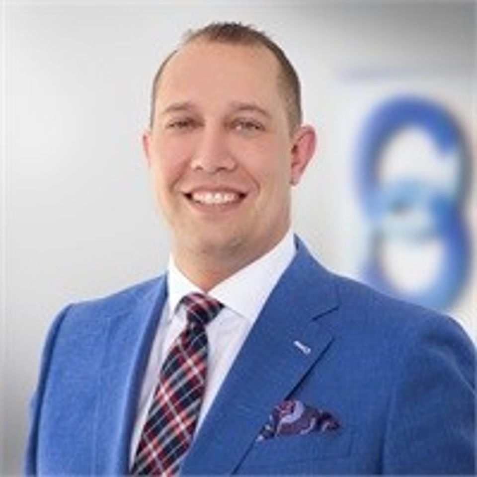 Chuck dow headshot