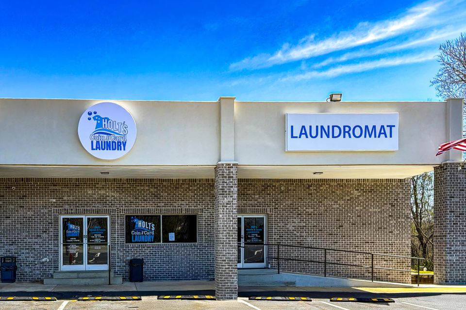 Holt's coin   card laundry