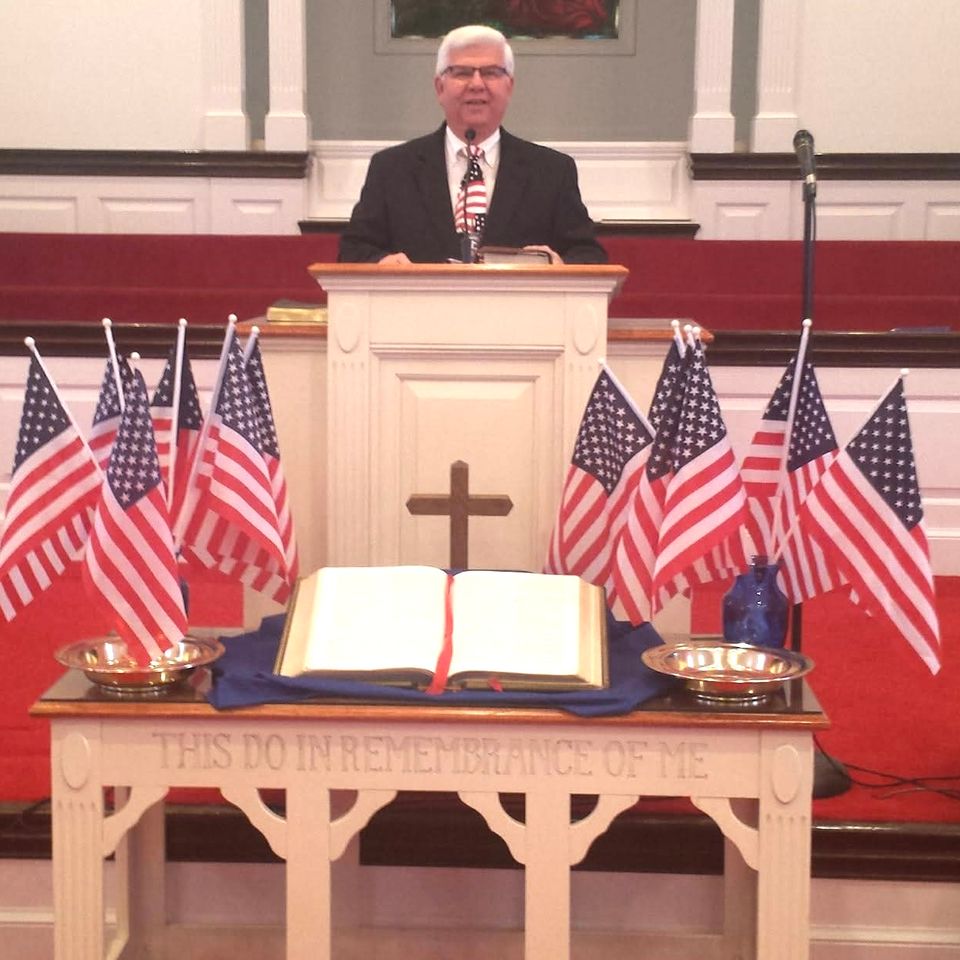 Pastor patriotic
