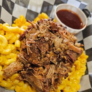 Macandcheese pulled pork