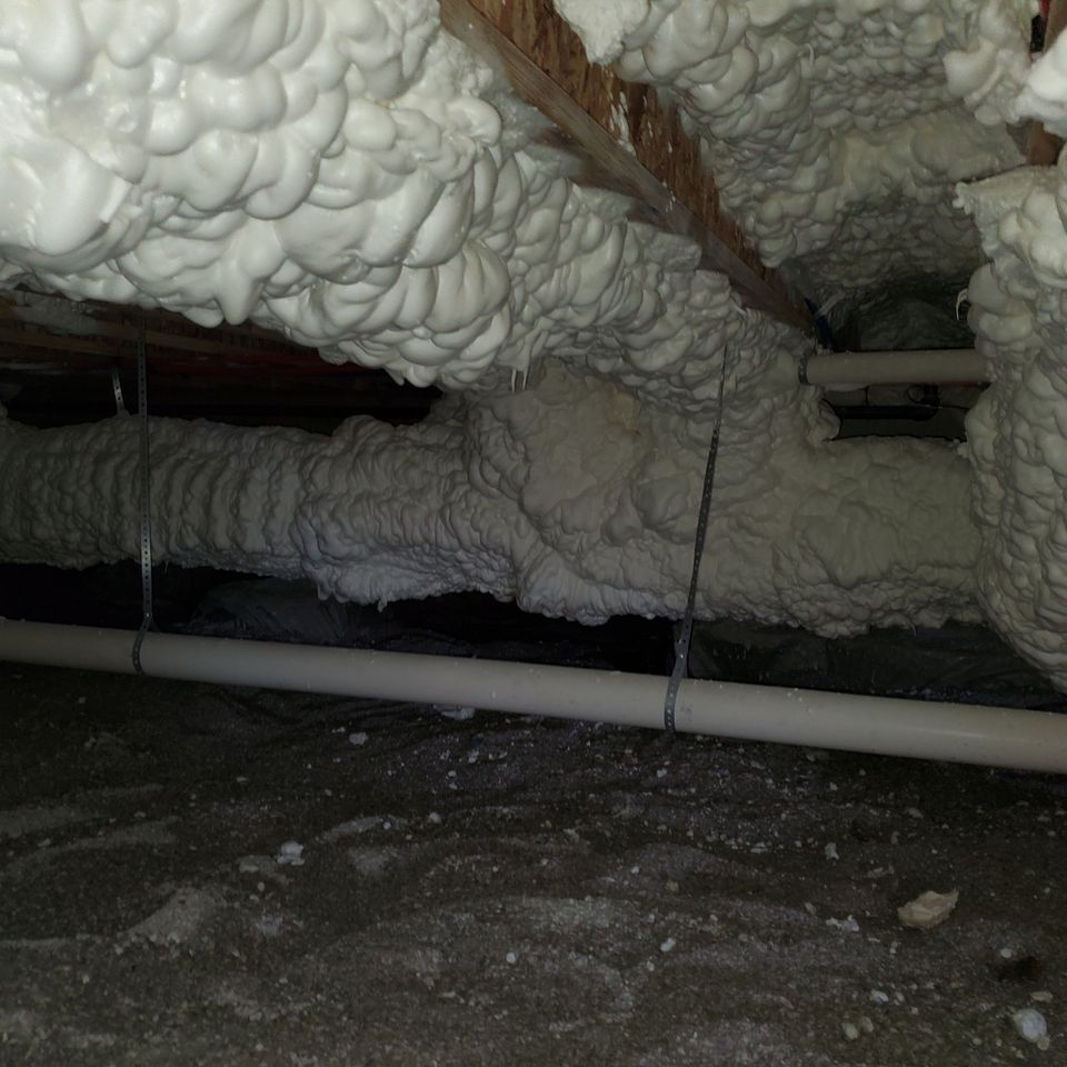 Crawl space and duct work
