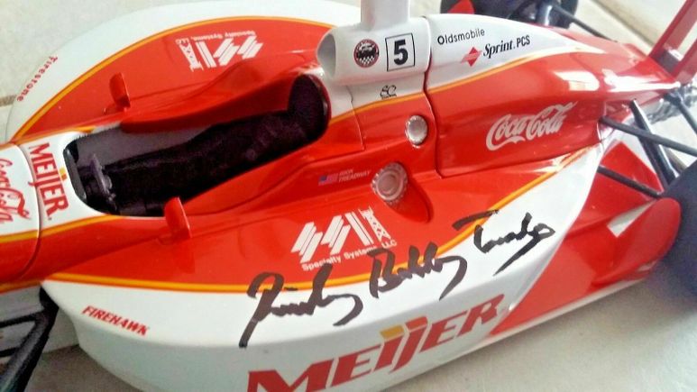 Action performance 01 ricky bobby treadway signed 5 meijer g force 1 18 indy car signed car zoomed in