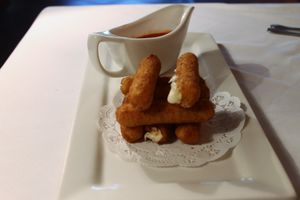Mozzarella sticks20170731 11182 16t1sx1