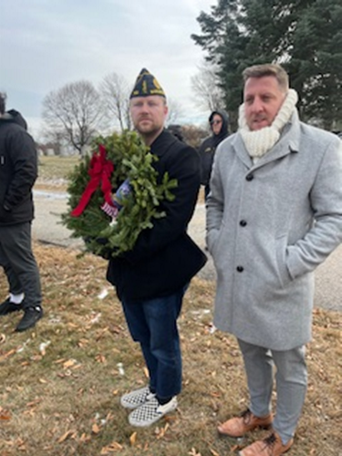 Wreaths across america1