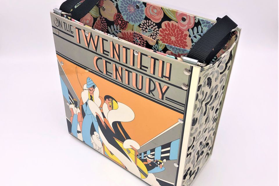 Tote on the 20th century   front