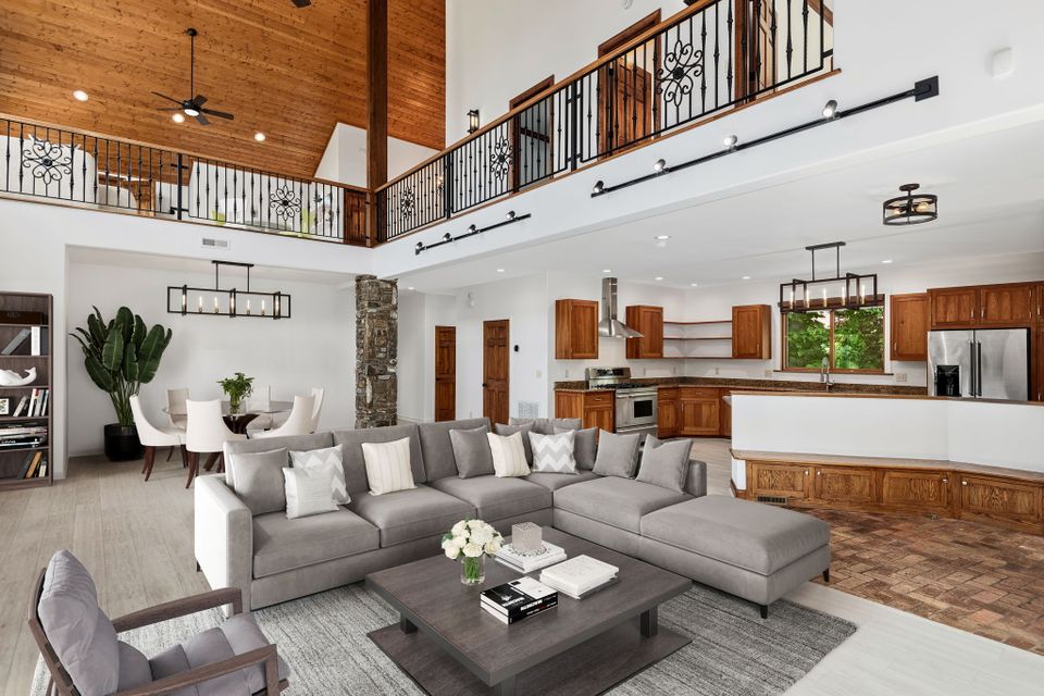 248 wisdom cove rd flat rock 09