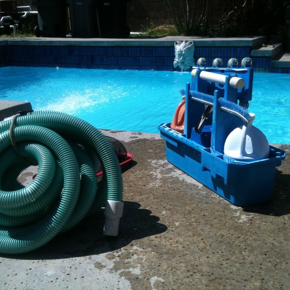 Pool cleaning 55e3d54043 1920