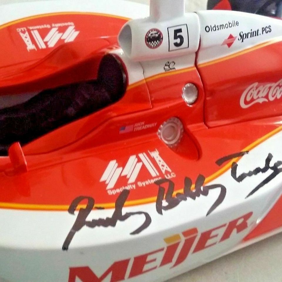 Action performance 01 ricky bobby treadway signed 5 meijer g force 1 18 indy car signed car zoomed in