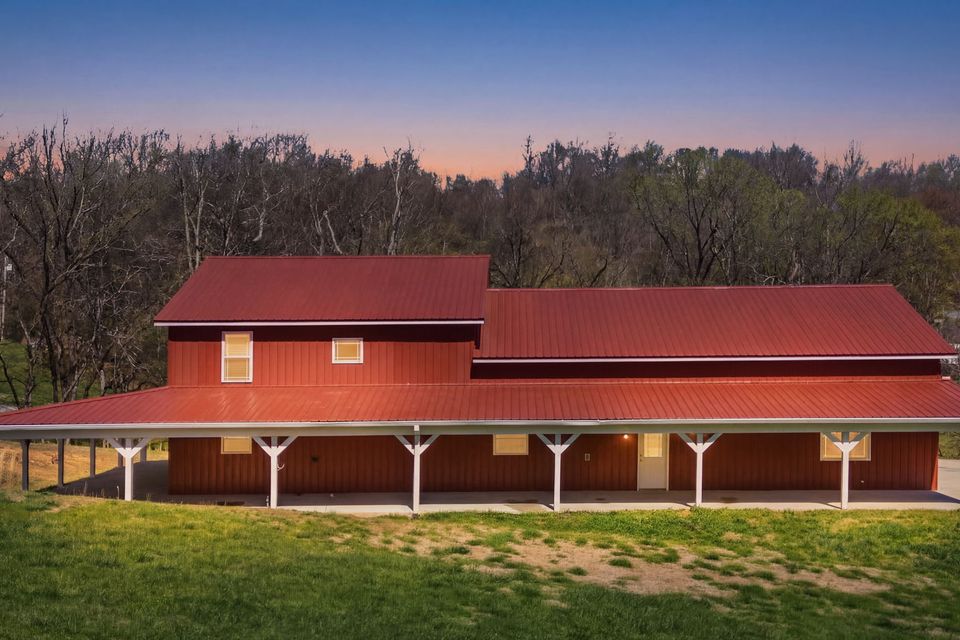 3 web or mls 602 cashion rd  clear lens real estate photography 1 (vt)