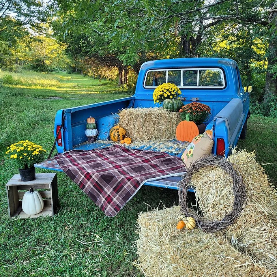 Blue truck for fall