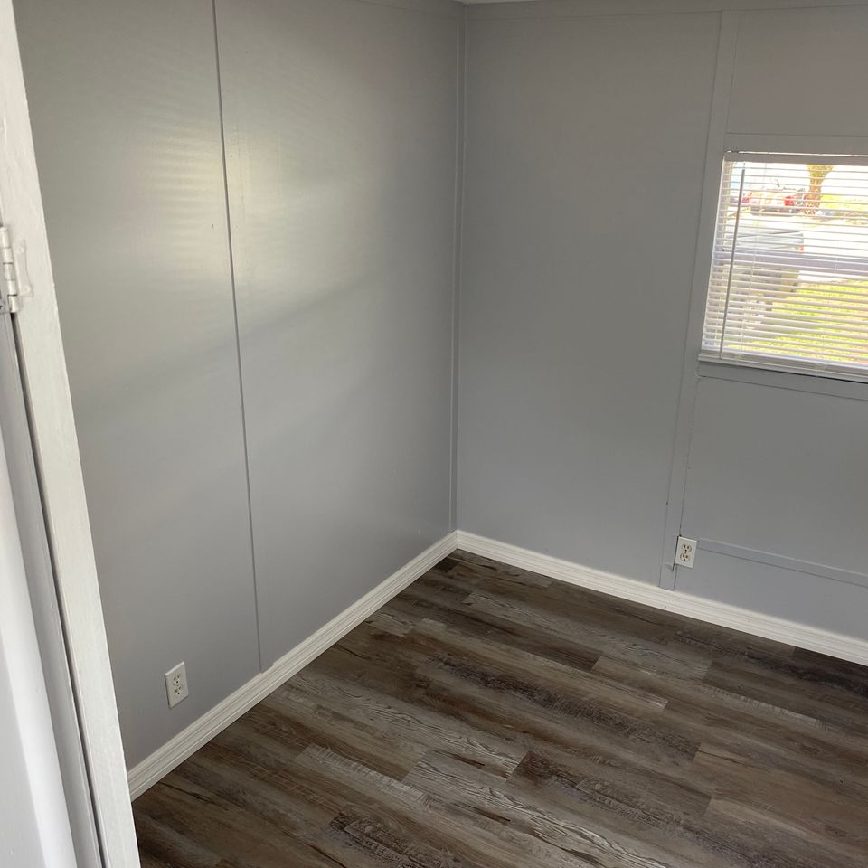 Lot 40 office