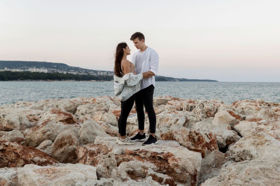 Elopement wedding ceremony officiant for intimate weddings in Bronx New York