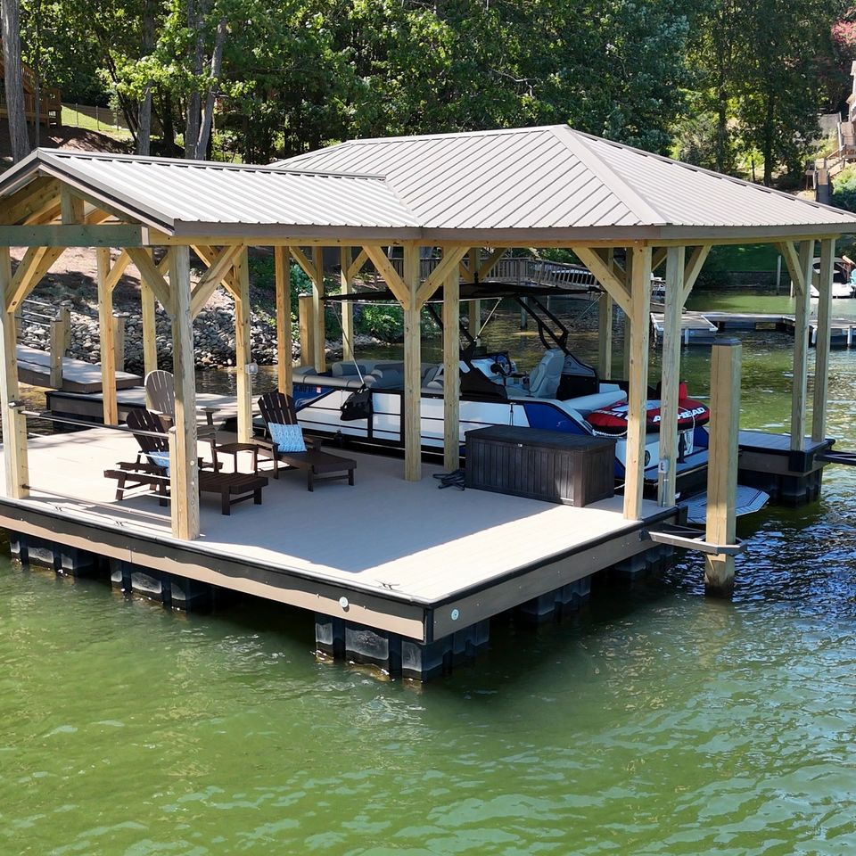 Chiappelli gable deck