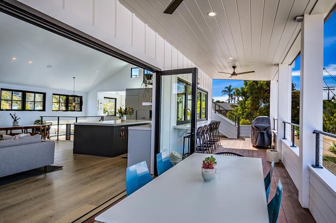 2044 coast blvd del mar ca large 038 39 1038 1500x998 72dpi