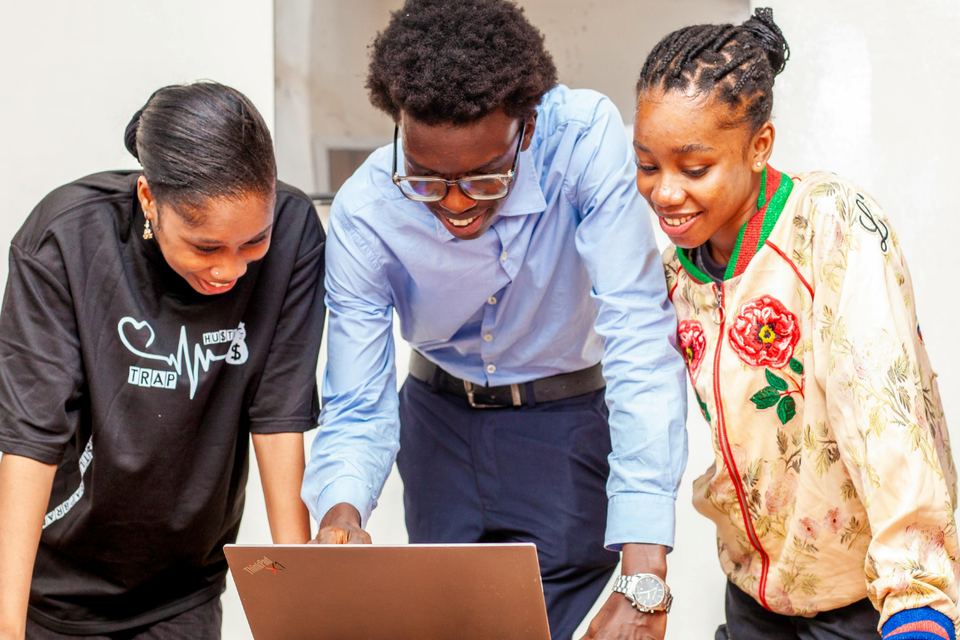 Behavioral therapy service logo with plant icon (website) (6)