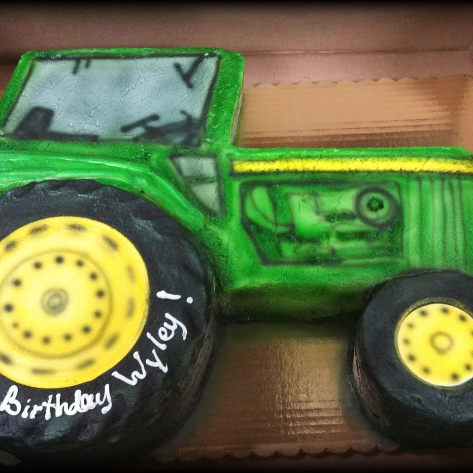Cakes birthday 14320180612 6049 15mjj1n