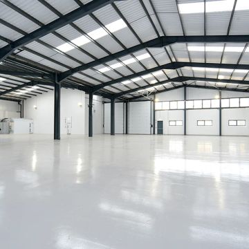 9 things to look for when touring warehouse space