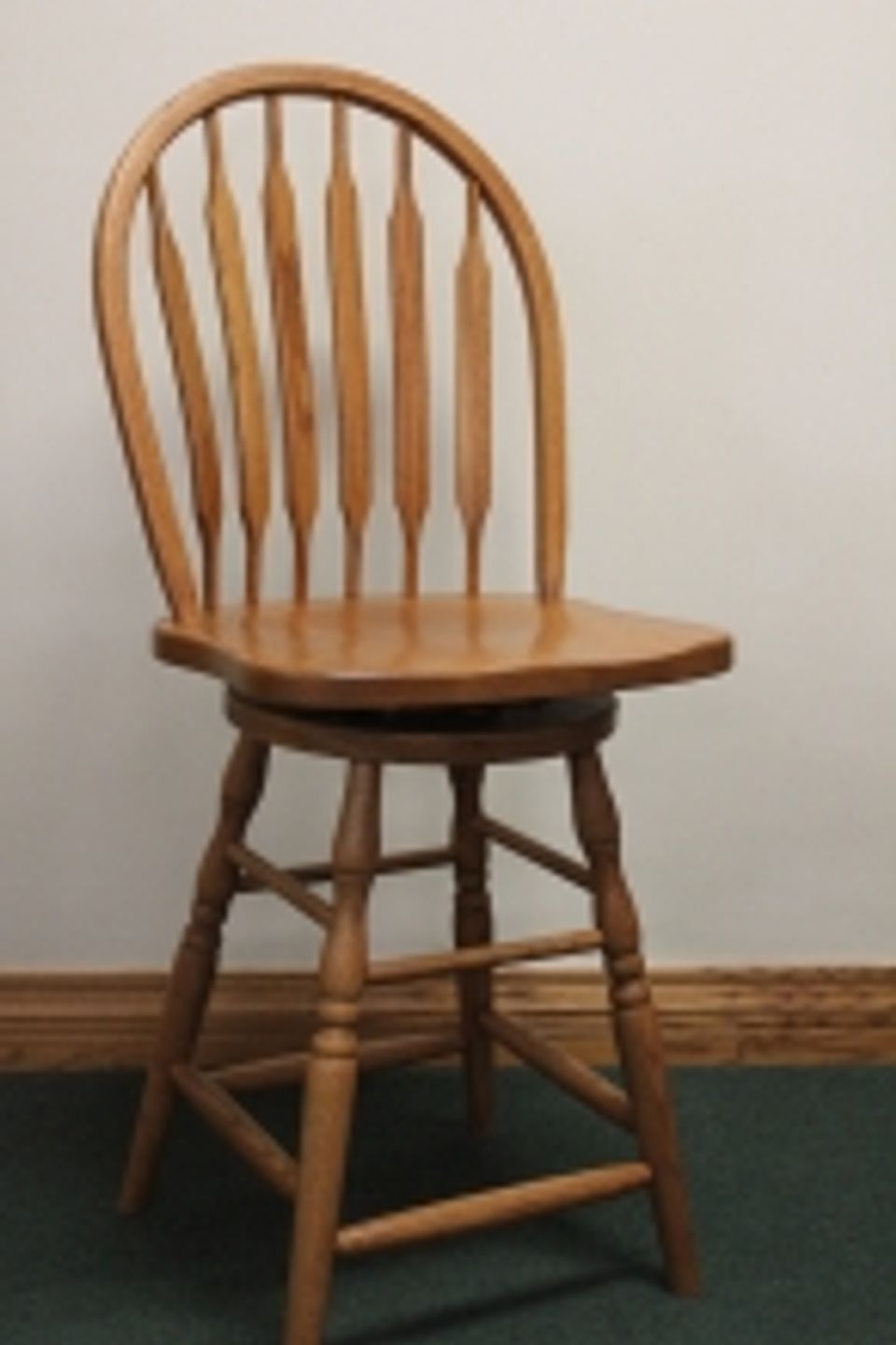 Pion. low bent paddle swvl stoool