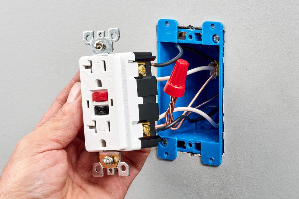 Tips for wiring outlets and switches 1824668 schema cd5df872c6884b54b85042231387b4ea