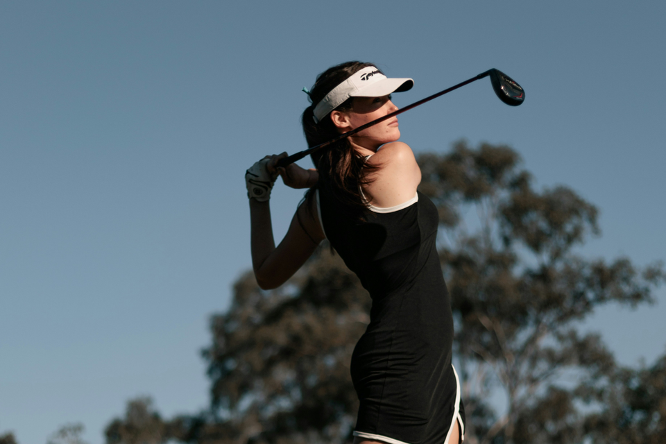 golfer woman female golf lessons
