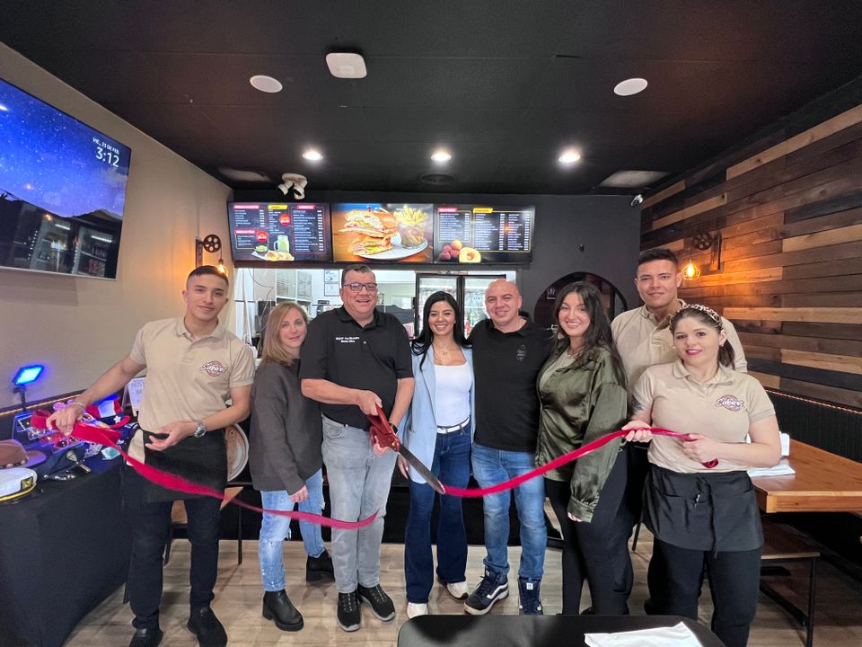 Daniel garcia  councilwoman mary lalama  mayor joe nicastro  diana hincapie  jhon ospina  valeria ospina  marco florez and andrea solo 