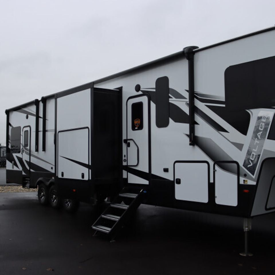 Toyhauler1
