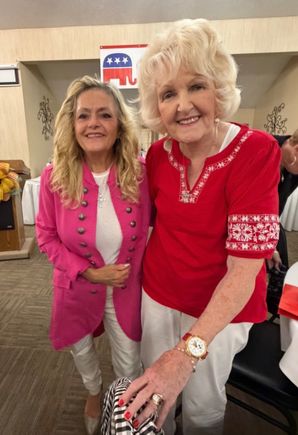 Two women posing together at the Mahoning Valley September meeting.