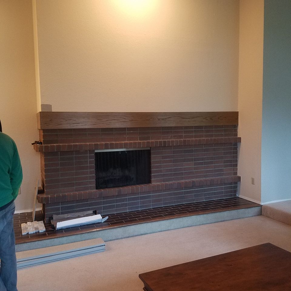 Fireplace before2