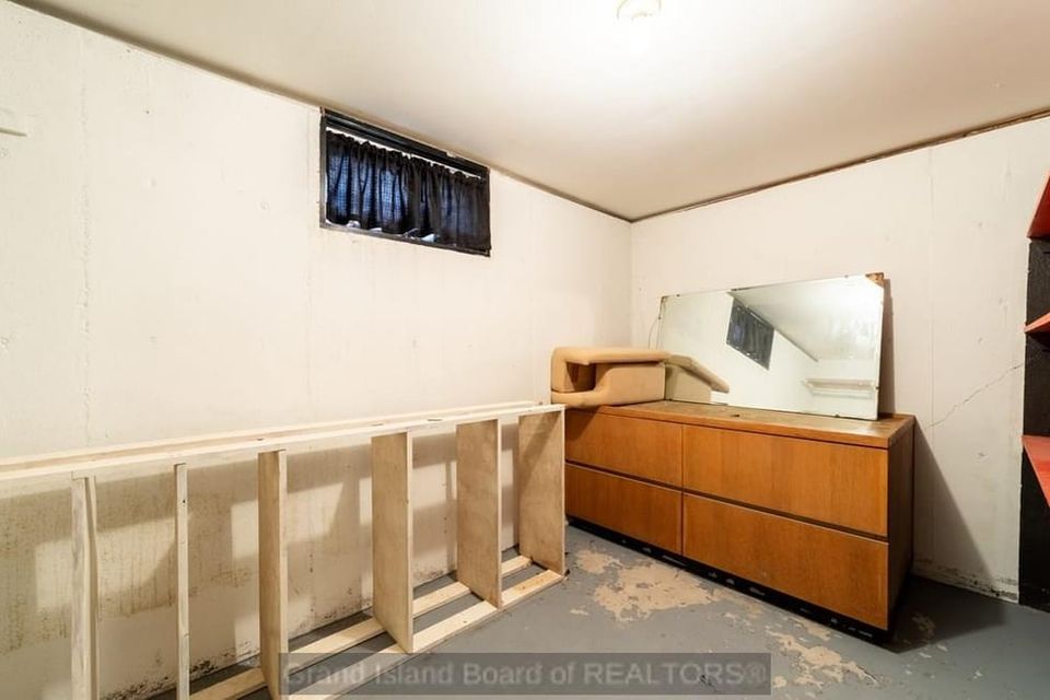 716 s blaine grand island  ne 68803 c 7