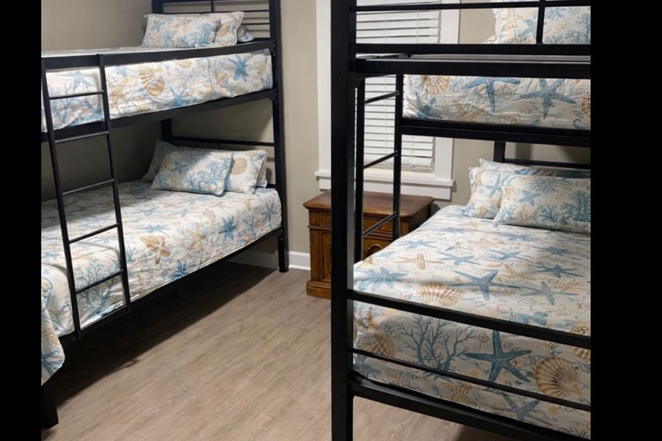 Schellenger 4 person rm