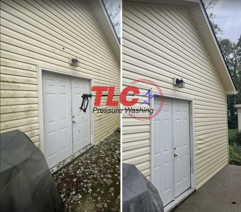 Professional soft wash house cleaning in Louisville, KY – Before and after removing green algae and mold from vinyl siding by TLC Pressure Washing