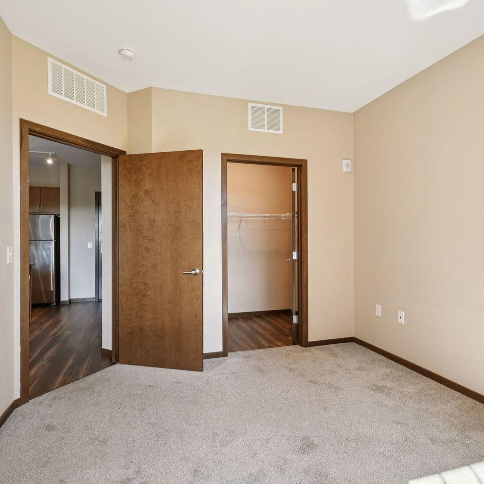 66 web or mls old hudson rd unit 202 014