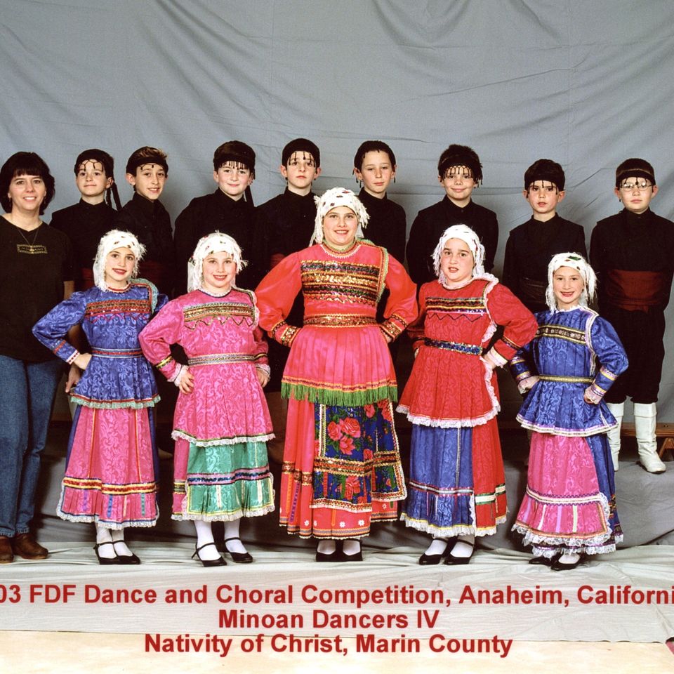 2003 miv pose 2