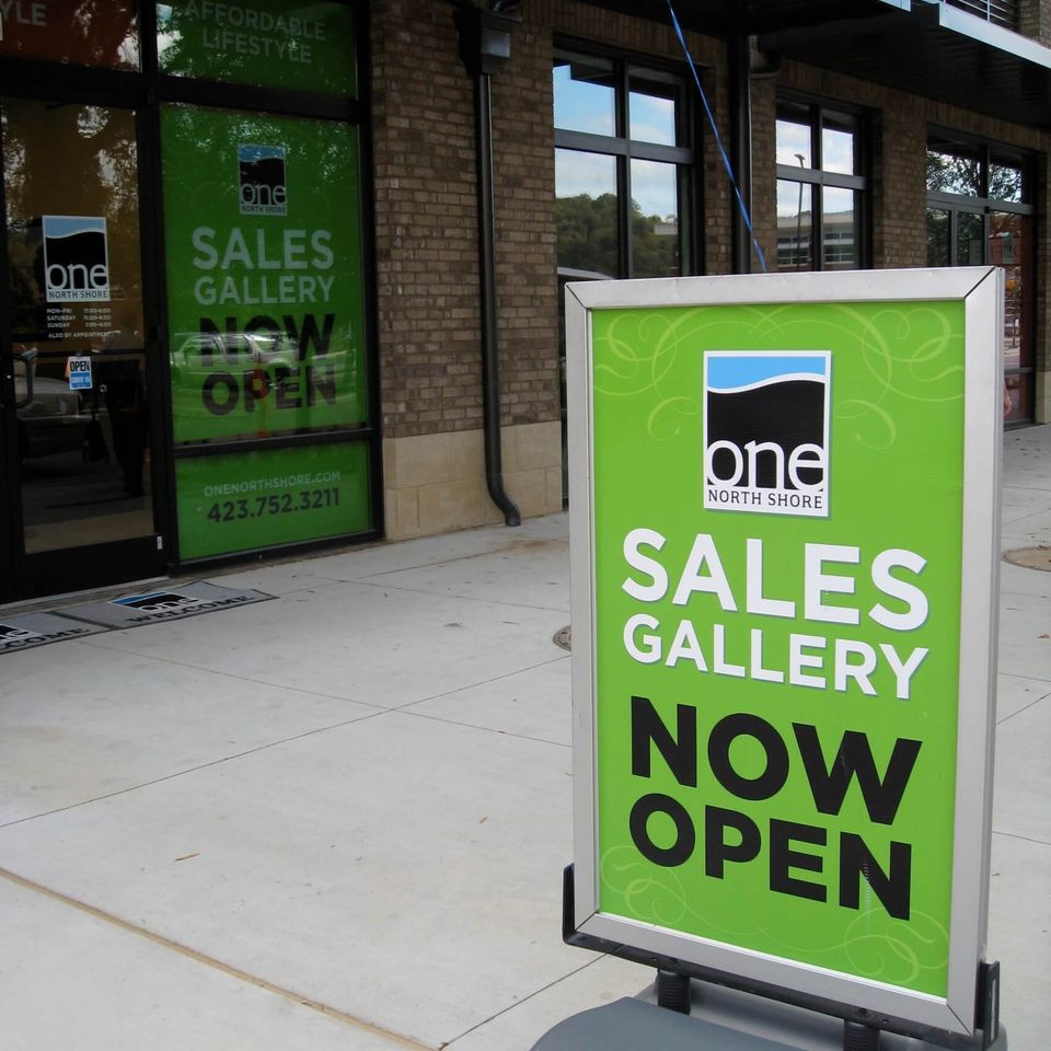 Site sign   window graphic one northshore e1427312498290