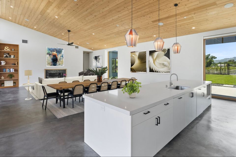 Living room 2