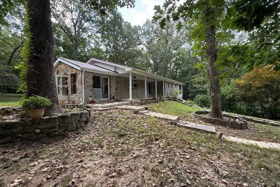 63 hilldale