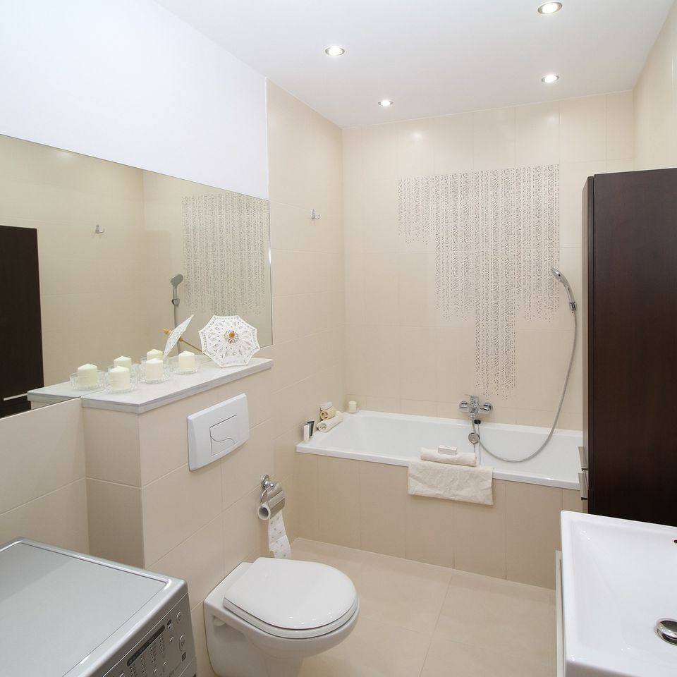 Bathroom ga240382e2 1920