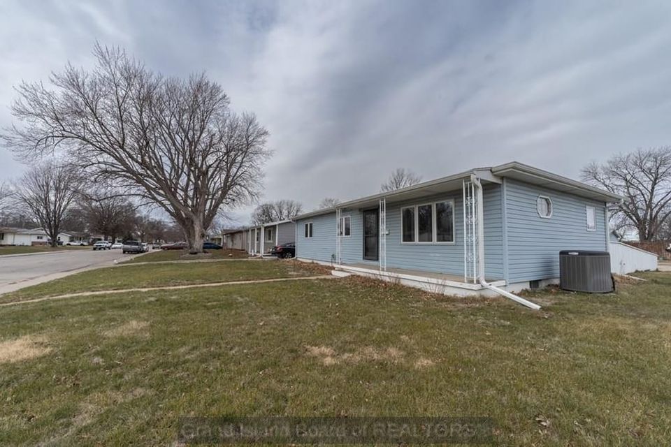 512 e 19th st grand island e 1
