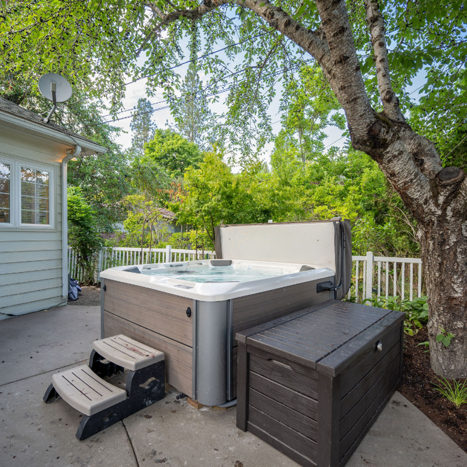 Hot tub