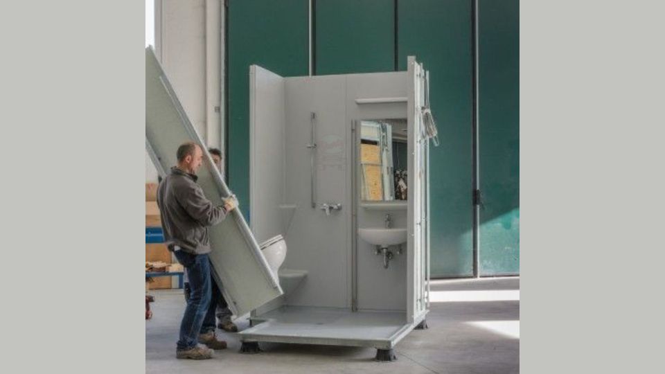 portable toilet rental cost