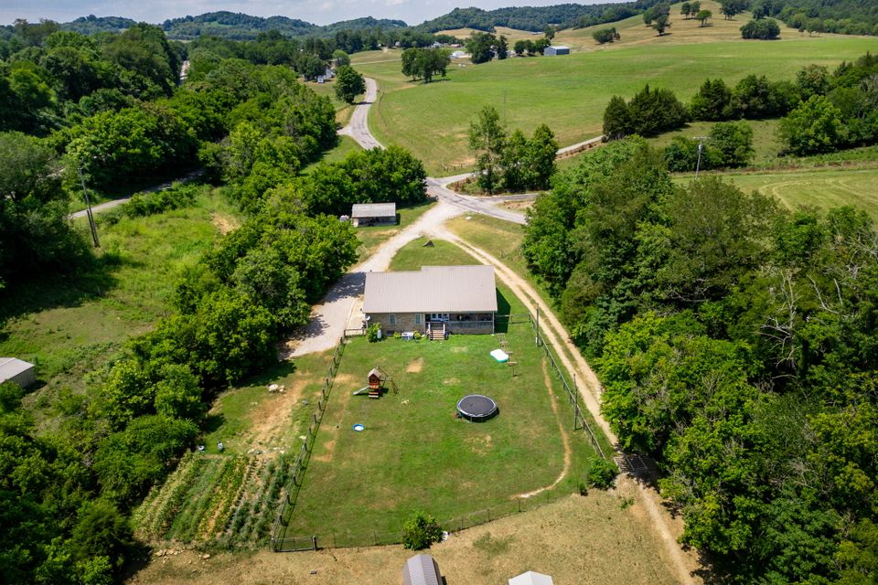 2 web or mls 3328 diana ridge rd drone 12