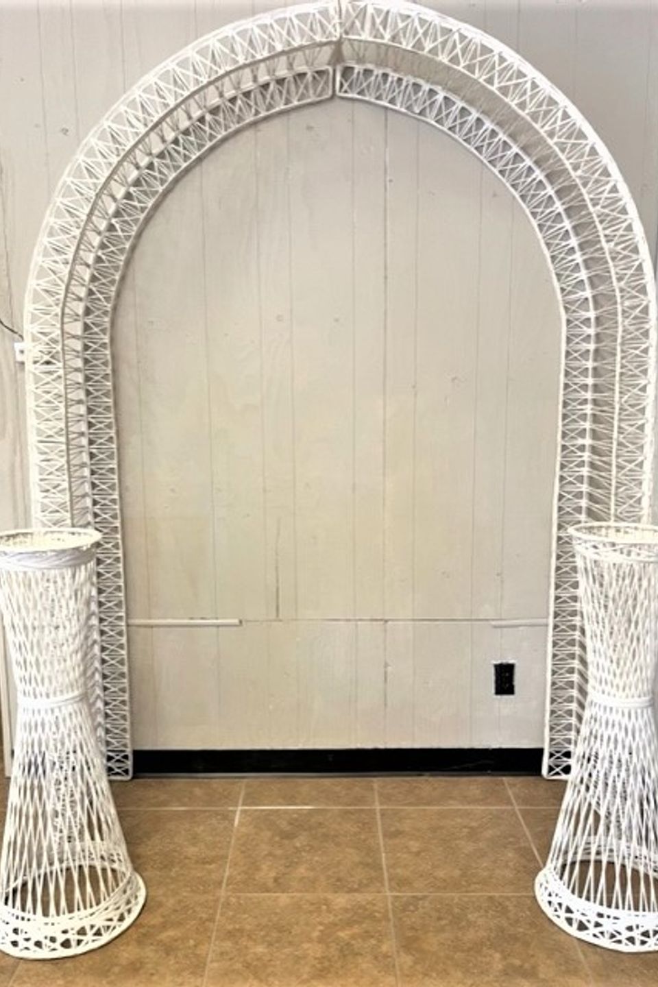 Wicker arch