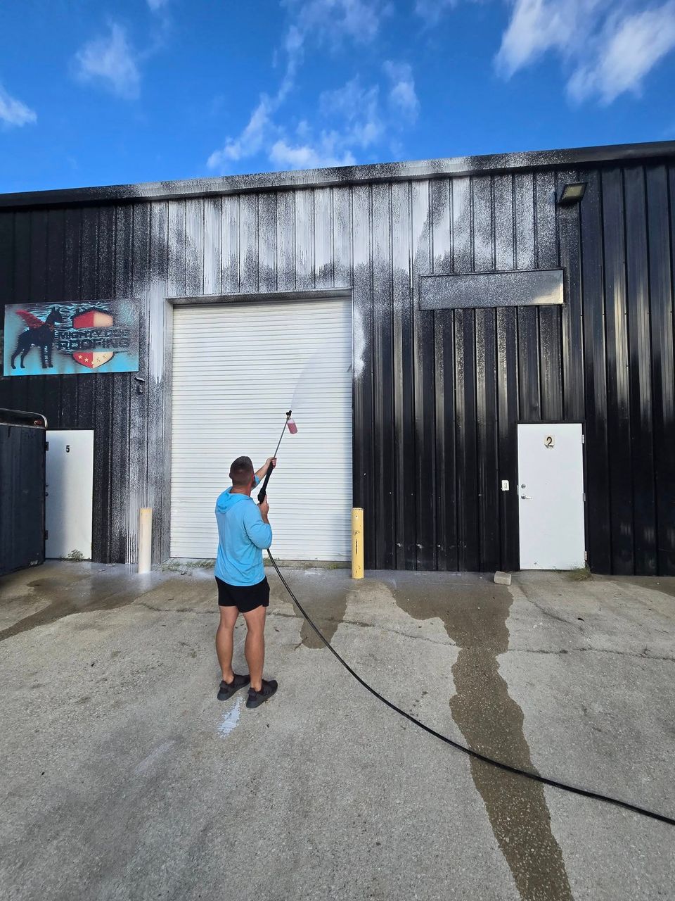 Pelican gutters pressure washing1