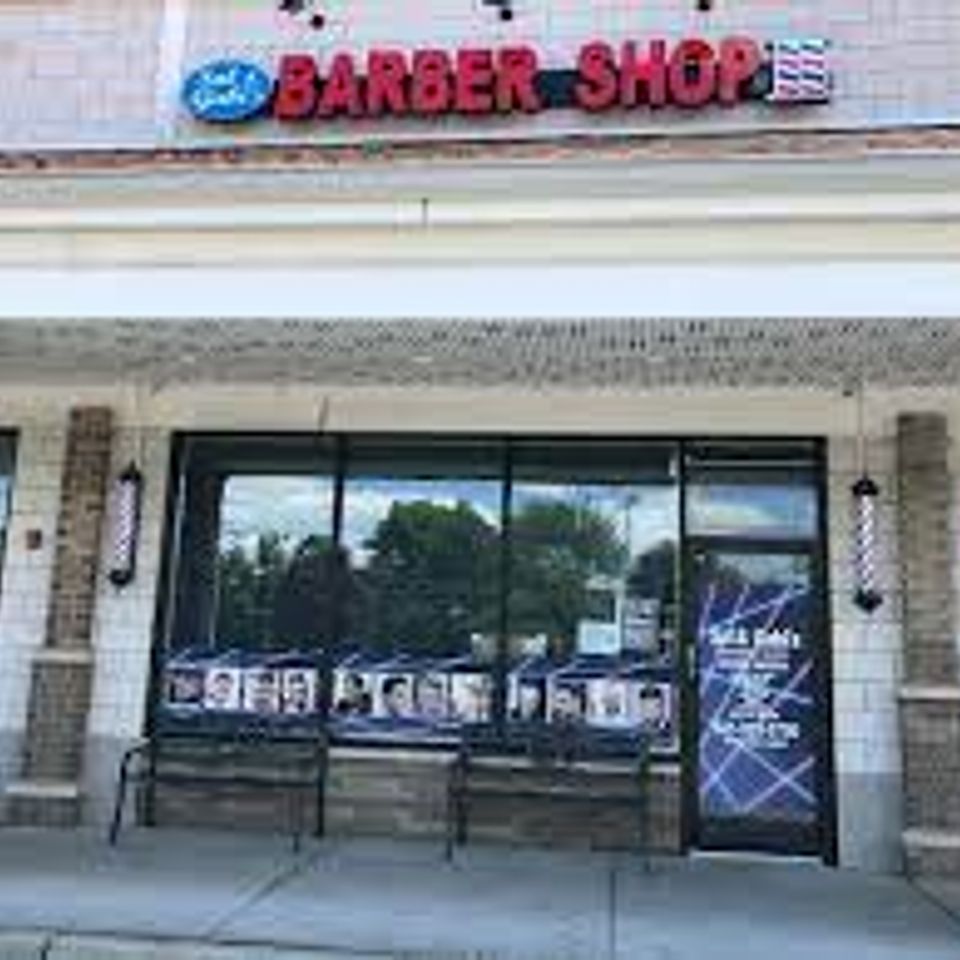 Sal and gabis barbership fron view